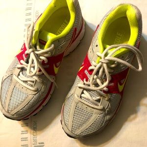 Women’s Nike sneakers